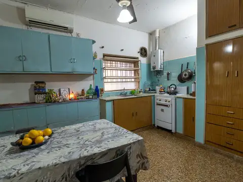 VENTA CASA PASILLO CON PATIO