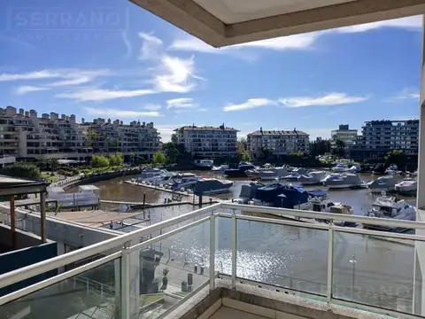 Alquiler. Dpto 2 amb vista a la bahia. Cochera. Condominios de la Bahia