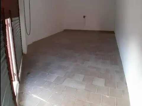 Local en Alquiler en Villa Lugano, $ 600.000