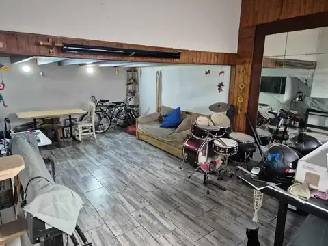 Depto Tipo Casa en Venta de 5 ambientes