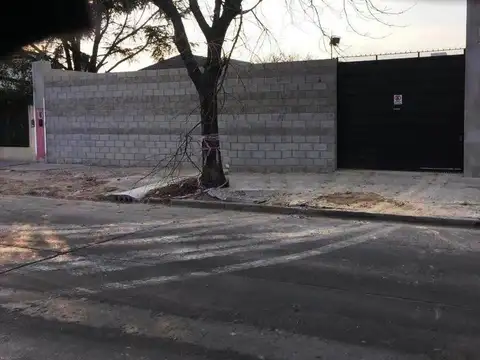 LOTE EN VENTA :: IDEAL INVERSOR :: PLANOS PARA 16 A 18 DEPTO