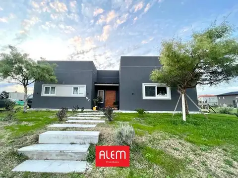 CASAS - CASA - GUERNICA, GRAN BS. AS. SUR