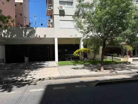OPORTUNIDAD! VENTA DE COCHERA EN ALMAGRO