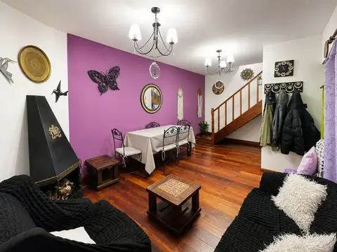 Casa 4 ambientes con 2 baños