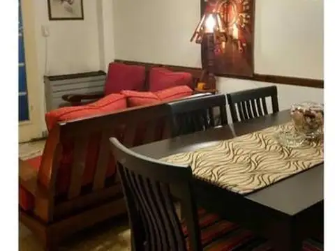 Depto Tipo Casa en Alquiler de 3 ambientes