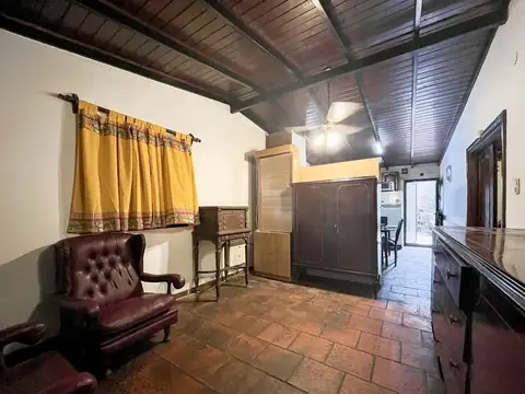 Azucena Maizani al 1400