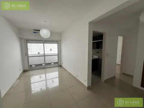 Departamento en Alquiler en San Isidro Vías / Rolon, $ 700.000