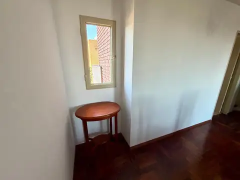 Departamento en Alquiler en Lomas De San Martin, $ 850.000