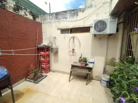 Casa 5 ambientes con 4 baños