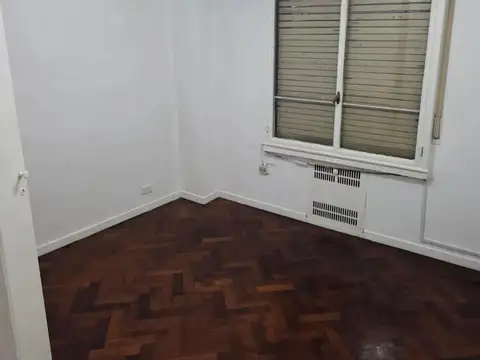 Departamento en Alquiler en Monserrat, $ 900.000