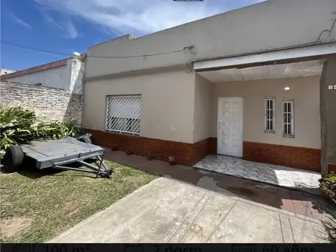 Casa en venta de 2 dormitorios c/ cochera en Belén de Escobar