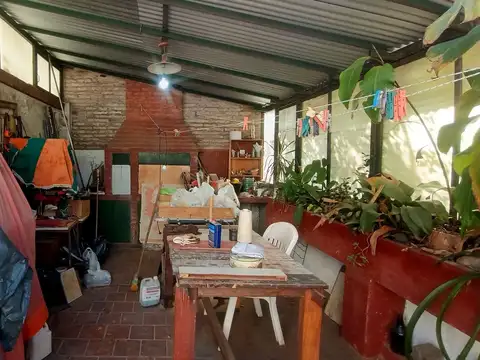Ensenada 100, Piso 1