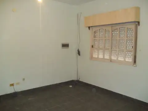 Casa en Venta en Jose Leon Suarez, USD 70.000