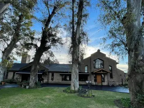 Casa en Venta al Oeste