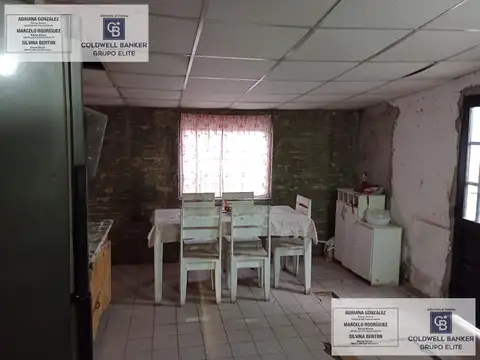 Casa 5 ambientes con 1 baño