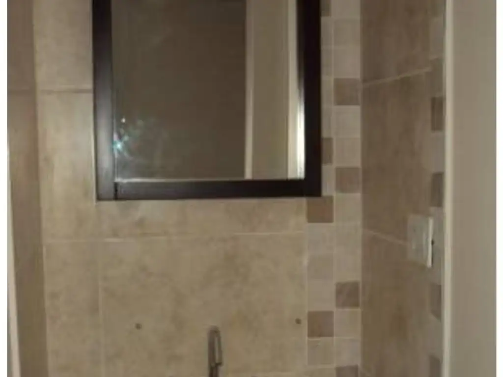 Av Colon 6200, 3° piso