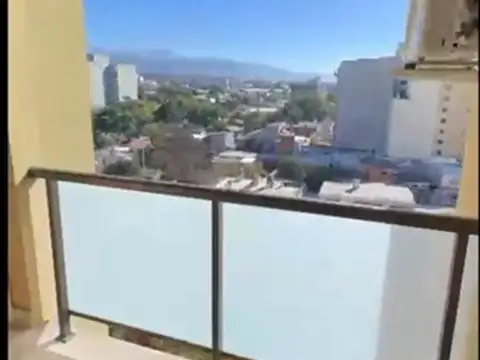 Departamento en Alquiler en Zona Centro, $ 680.000