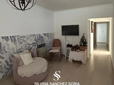 Casa 4 ambientes con 3 baños