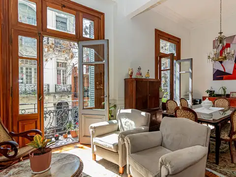 Departamento 5 ambientes 3 balcones al frente Monserrat