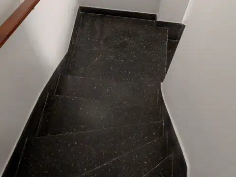 Depto Tipo Casa en Alquiler de 3 ambientes