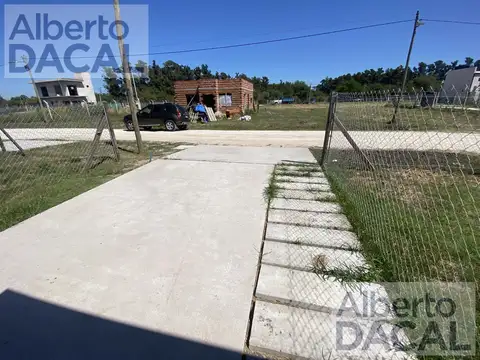 Casa 3 ambientes con 2 baños