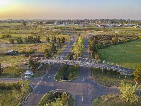 Terreno 830 m2 en  Los Pasos IV Arroyo - Jockey - Fisherton