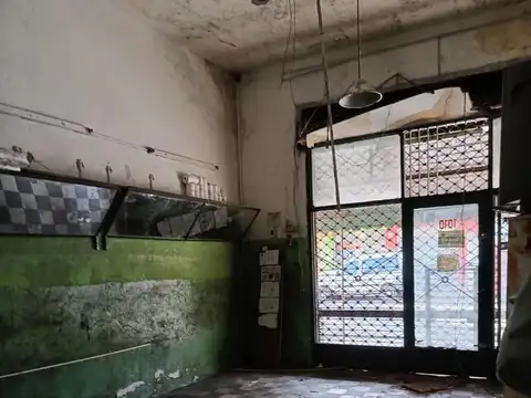 Local en Alquiler en Lanus, $ 420.000