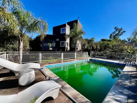 Casa en Venta de 4 dormitorios