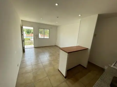 Zapiola 577 , Piso PA