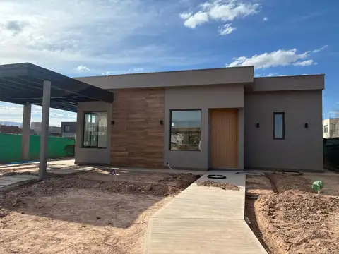 Casa en Venta en Mayor Drummond, Luján de Cuyo