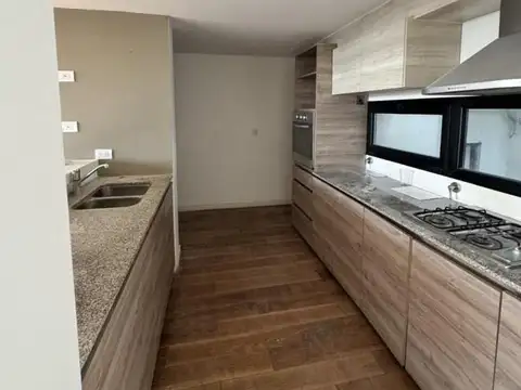 Departamento en Venta con 2 cocheras