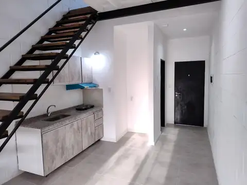 Duplex con cochera y patio sin expensas