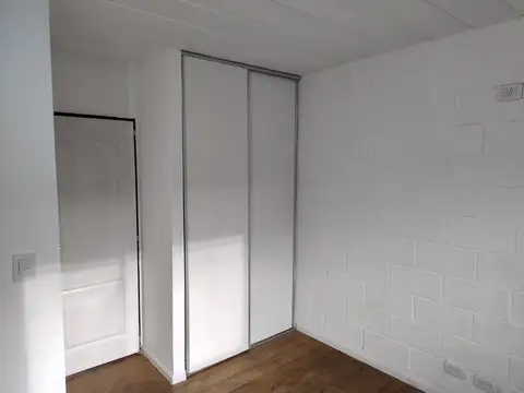 Departamento en Alquiler en Loma Verde, $ 590.000