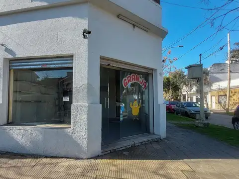 VENTA LOCAL COMERCIAL CON BAÑO EN MUNRO