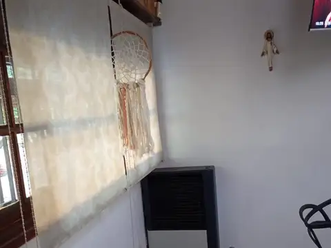 VENDO DUPLEX CENTRO 400 MTS MAR, SOBRE AVDA 4 TRES DORM. COCH. V3806