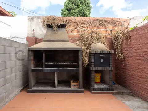 VENTA PH 3 AMB C/ COCHERA Y PATIO - MARTIN CORONADO - PERMUTA