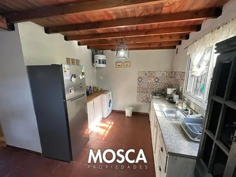 Casa 3 ambientes con 2 baños