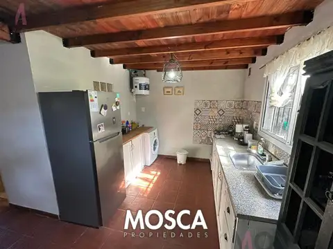 Casa 3 ambientes con 2 baños