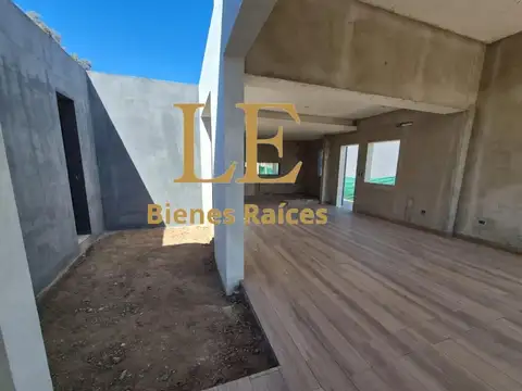Casa en Venta en Pilar Del Este, USD 185.000