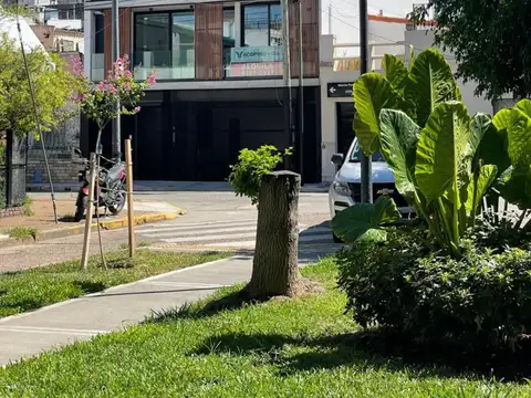 Alquiler PH contemporáneo a estrenar, 2 ambientes con balcón corrido al frente