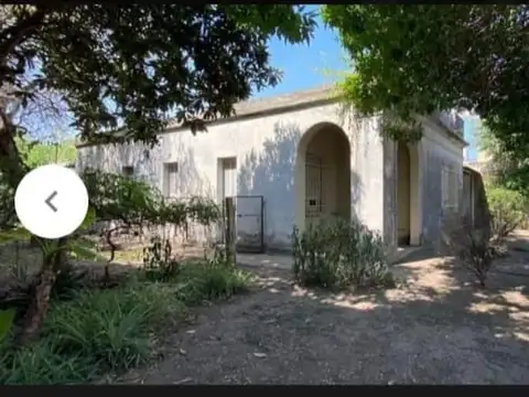 Av De La Calle Real 600