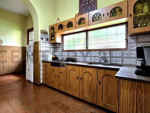 Casa con jardín y piscina en venta en Florida