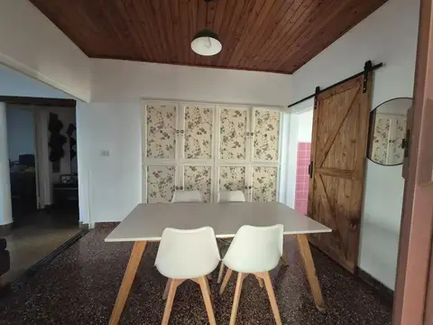 Av Presidente Peron 583