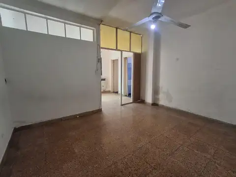 Depto Tipo Casa 2 ambientes con 1 baño