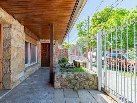 Casa en Venta en Monte Grande, USD 105.000