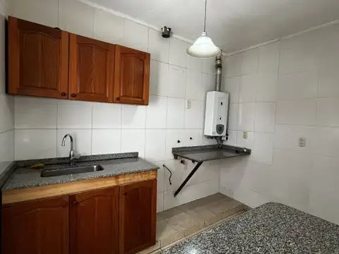 Depto Tipo Casa 4 ambientes con 1 baño