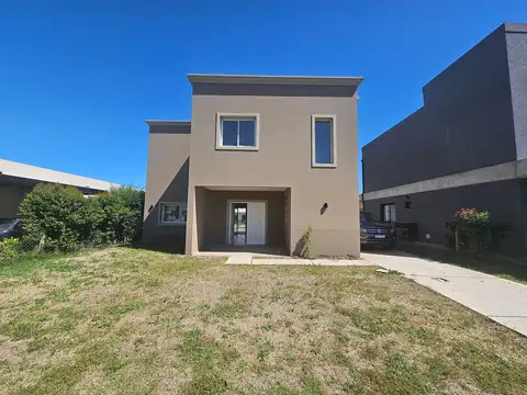 Casa  en Venta ubicado en Santa Lucia, Pilar del Este, Pilar - Financiación