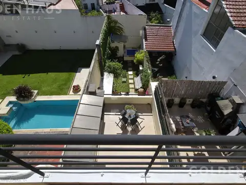 PH 3 ambientes triplex con patio y balcón en Liniers