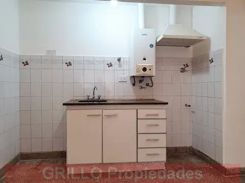 Depto Tipo Casa en Alquiler en Villa Lugano, $ 750.000