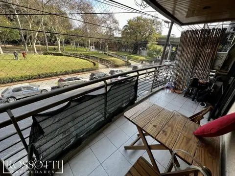 Departamento en Venta en Parque Chacabuco, USD 155.000